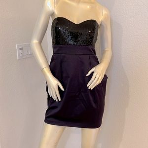 HAVE & HAVE - Sequined Satin Mini Dress with Pockets - Size M & L